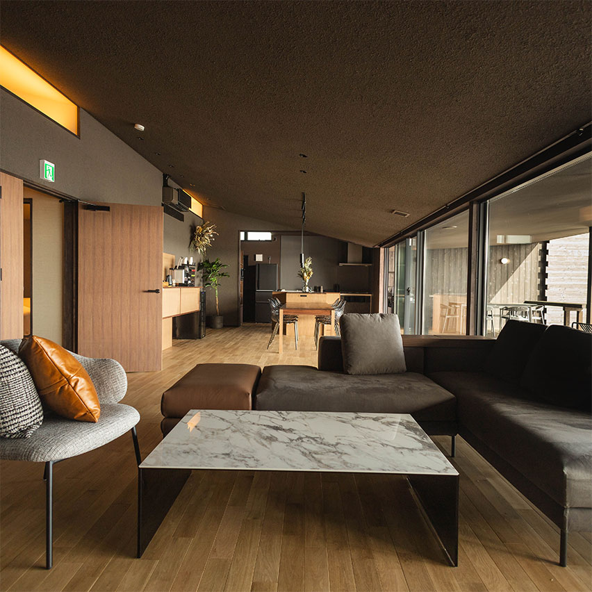 Awaji Mare:Living