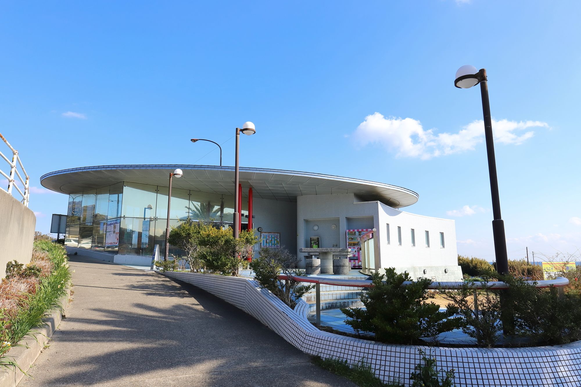 鴨川オーシャンパークの建物